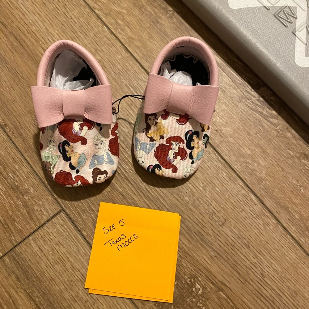 Texas princess moccs